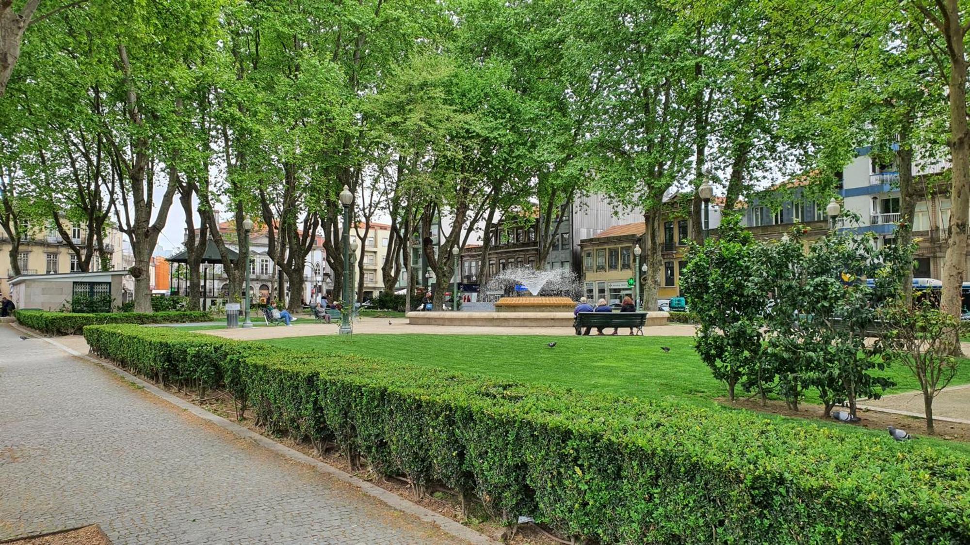 Downtown Porto With Parking Next To Subway Leilighet Eksteriør bilde